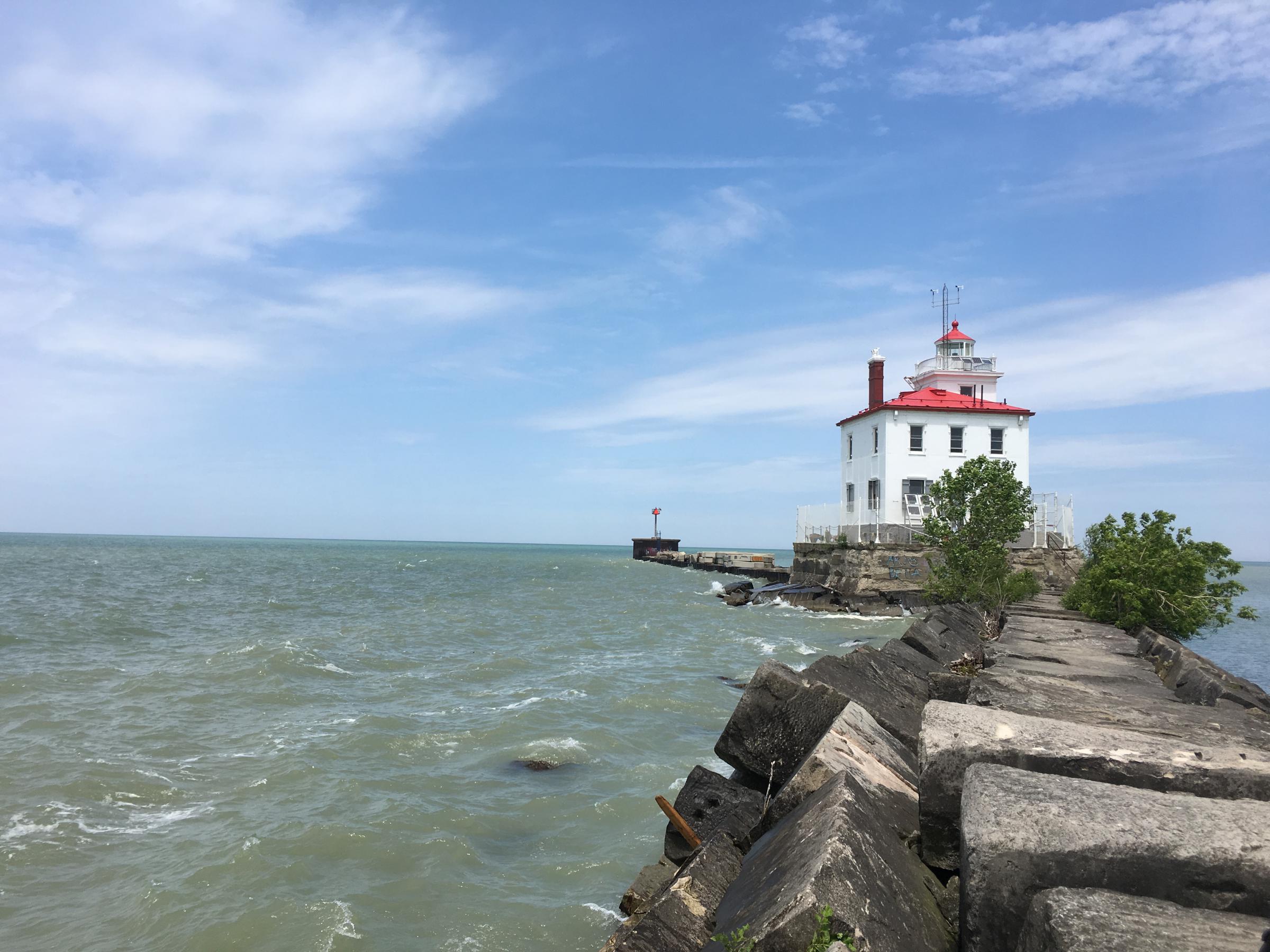 What’s it like to live in a Lake Erie lighthouse? Bring water. – Great ...